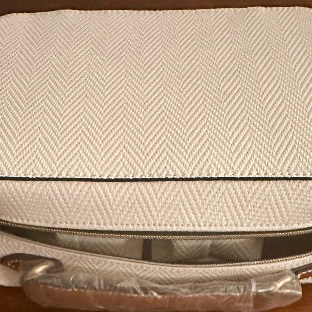 Estée Lauder make up case